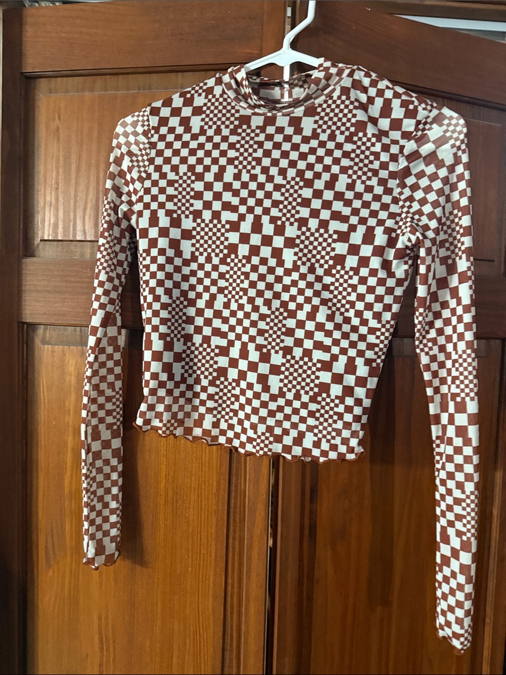 Checkerboard Long-Sleeve Mock Neck Top - Brown/White